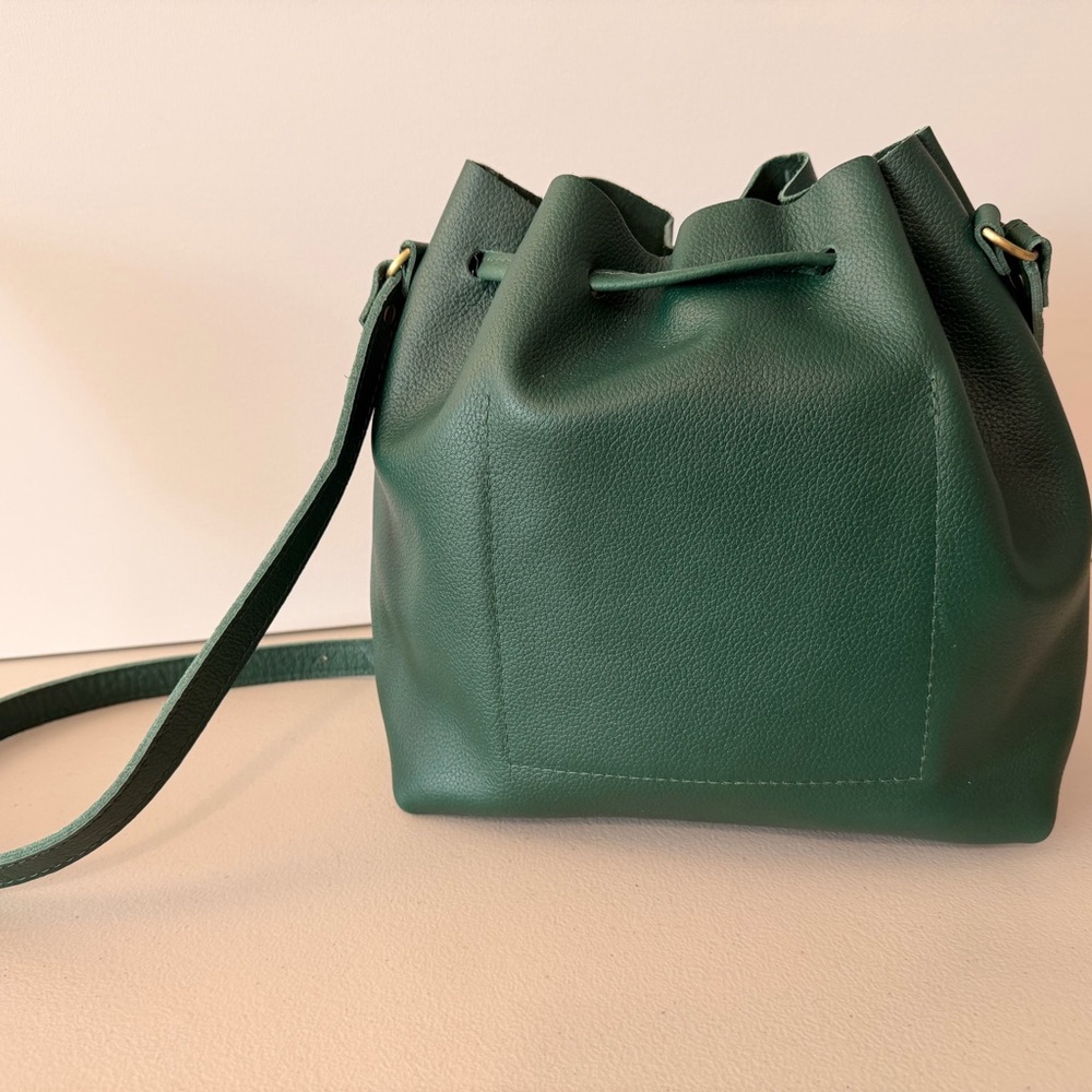 Chic Forest Green Leather Shoulder Bag - Picture 2 of 8